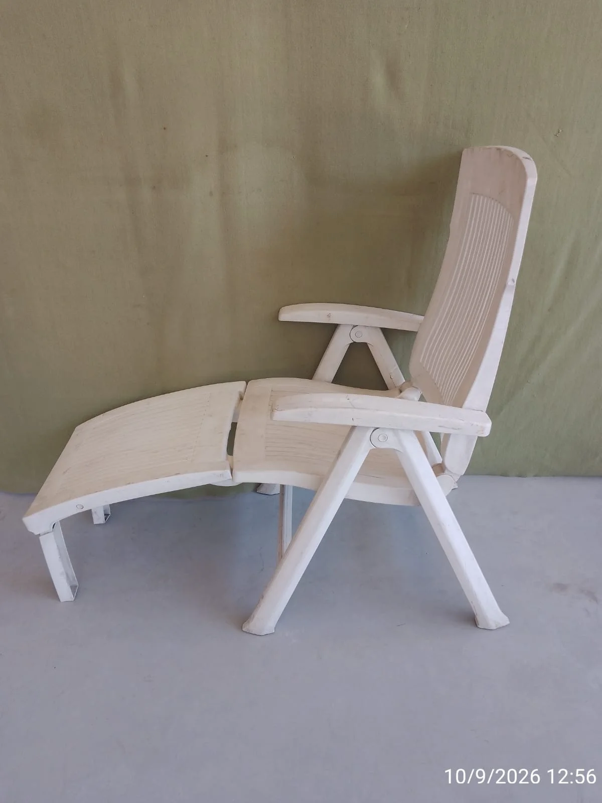 Silla reposera de plástico reclinable — foto 6