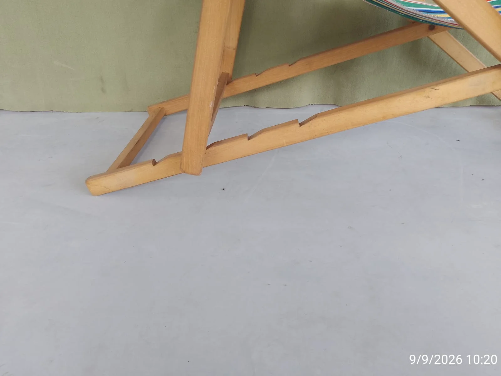Reposera plegable de madera y tela — foto 9
