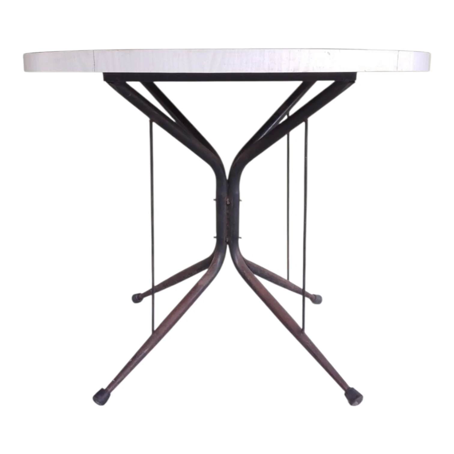 Mesa de cocina de hierro y tablero enchapado