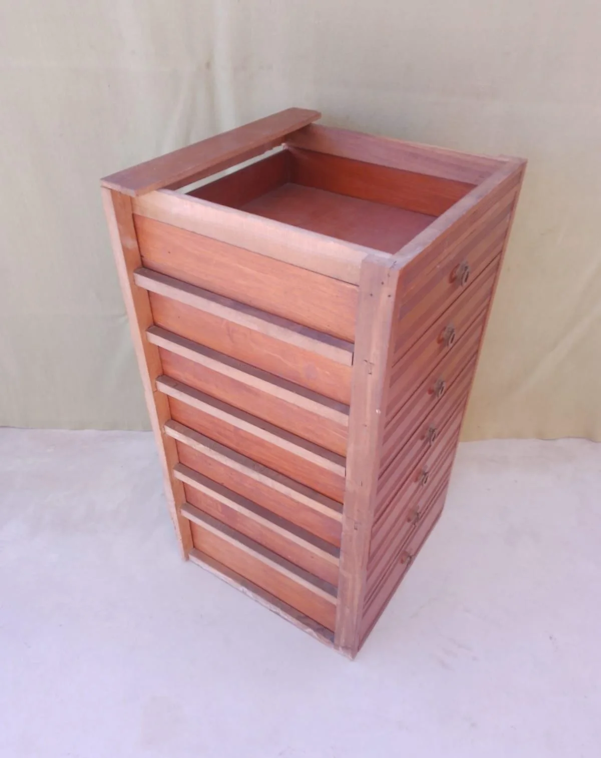 Cajonera interior de placard madera maciza — foto 4